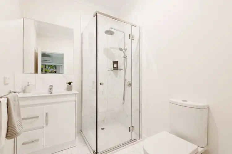 Seventh view of Homely unit listing, 2/40 Jingella Avenue, Ashwood VIC 3147