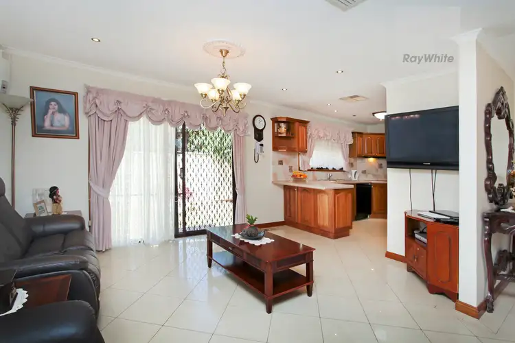 Fifth view of Homely house listing, 3 Bede Court, Gladstone Park VIC 3043
