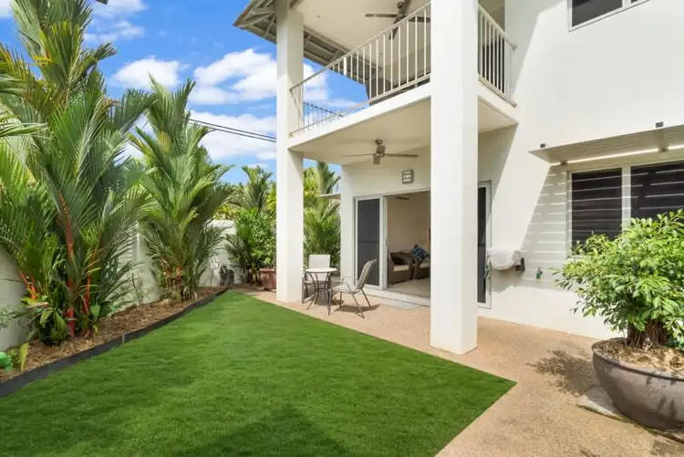 Main view of Homely townhouse listing, 4/17 Gardens Hill Crescent, The Gardens NT 820
