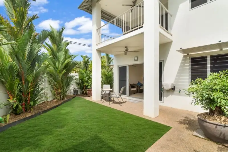 Main view of Homely townhouse listing, 4/17 Gardens Hill Crescent, The Gardens NT 820