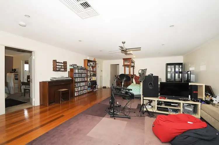 Sixth view of Homely house listing, 7 Wedge Court, Seaford VIC 3198