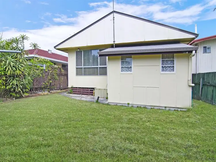 Sixth view of Homely house listing, 31 Sixth Avenue, Palm Beach QLD 4221