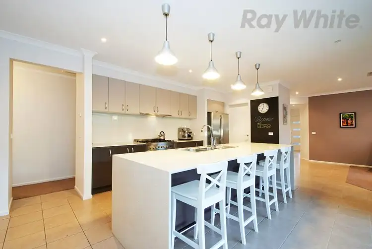 Third view of Homely house listing, 6 LYNDHURST Close, Croydon VIC 3136