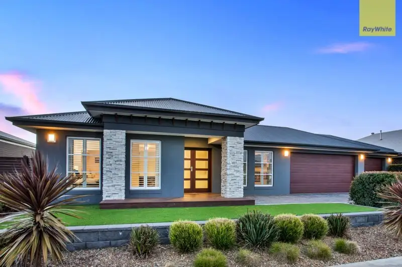 Main view of Homely house listing, 66 Mandalay Circuit, Beveridge VIC 3753