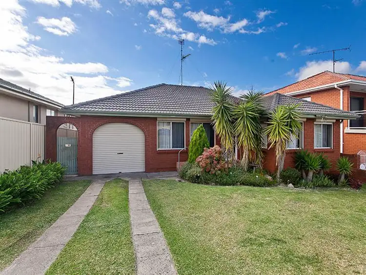 17 Grose Avenue, Barrack Heights NSW 2528