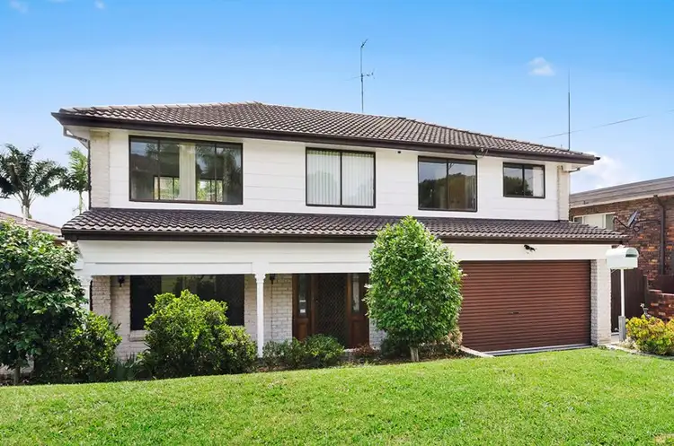 15 Loftus Drive, Barrack Heights NSW 2528