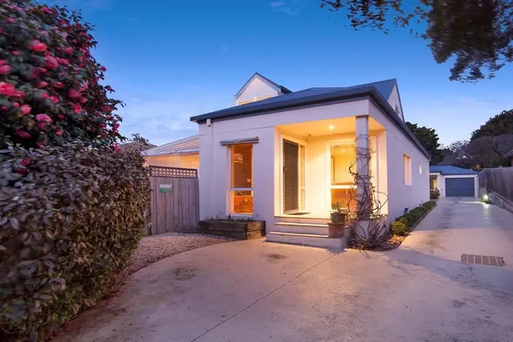 2/38 Screen Street, Frankston VIC 3199