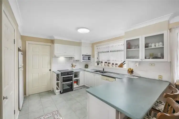 16 Glen Haven Drive, Kew NSW 2439