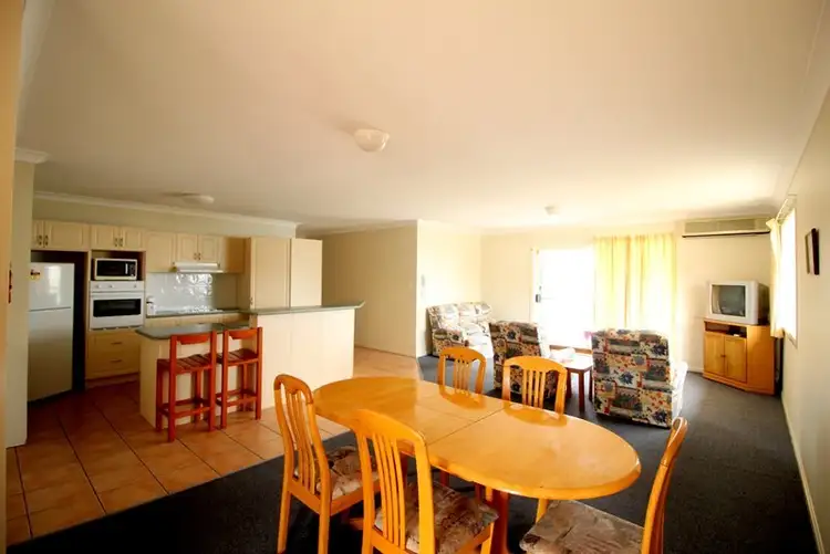 24/21-27 Sylvan Beach Esplanade, Bellara QLD 4507