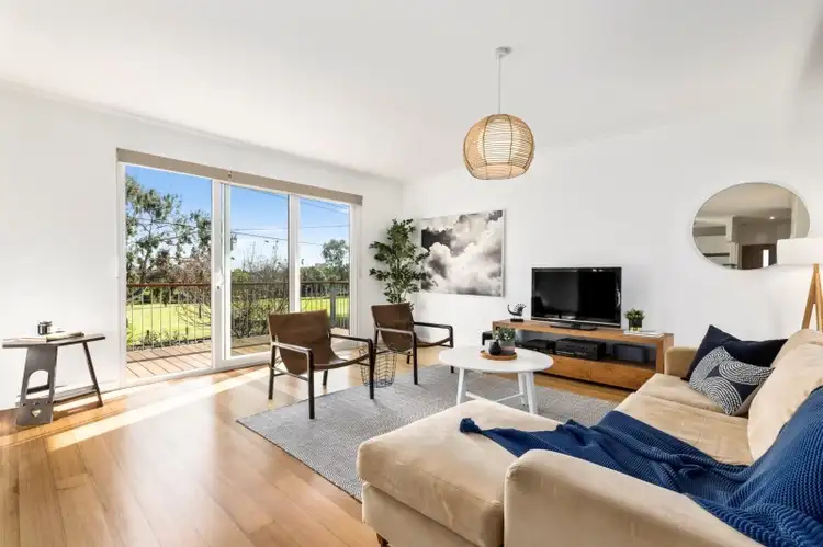 32 Stamford Road, Oakleigh VIC 3166