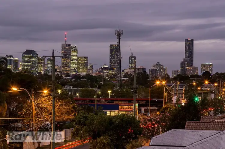 7/108 Cavendish Road, Coorparoo QLD 4151