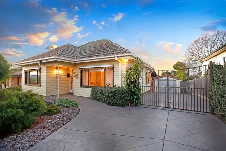 48 Kia-Ora Road, Reservoir VIC 3073