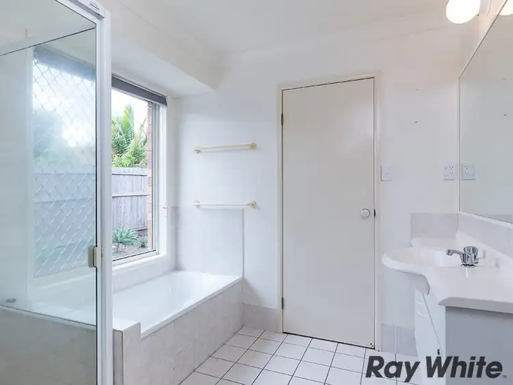 Seventh view of Homely house listing, 2 Silky Oak Court, Calamvale QLD 4116