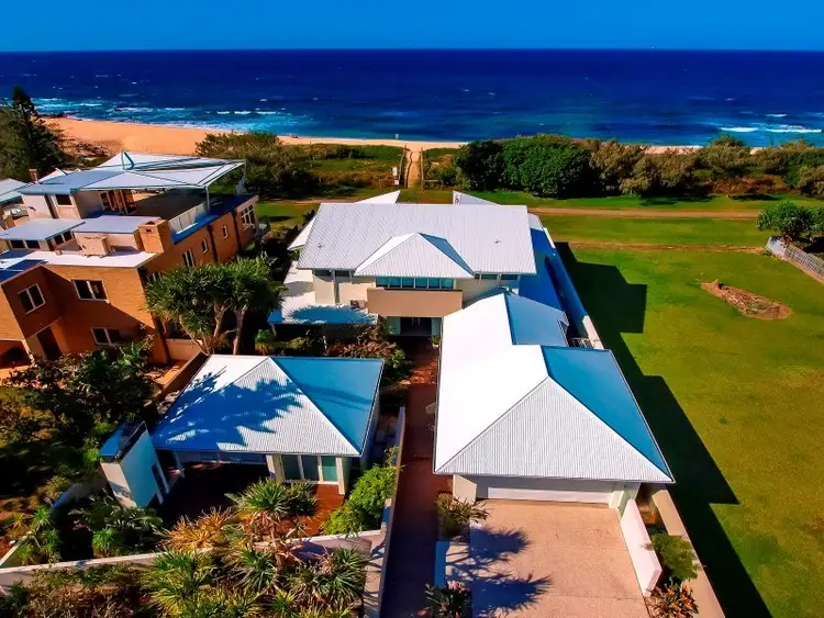 3 Beachside Court, Shelly Beach QLD 4551