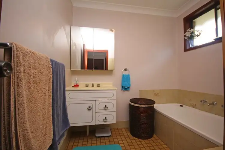 Fifth view of Homely villa listing, 8/211 Oxford Road, Ingleburn NSW 2565