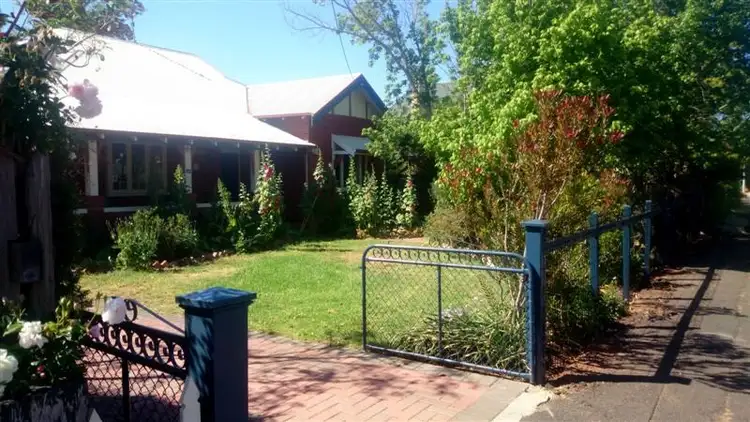 106 Gipps Street, Dubbo NSW 2830