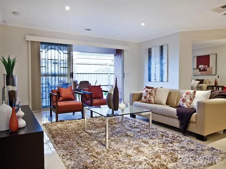 Fifth view of Homely house listing, 2 Wootoona Court, Mulgrave VIC 3170