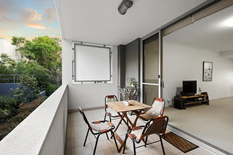 3301/1-8 Nield Avenue, Greenwich NSW 2065