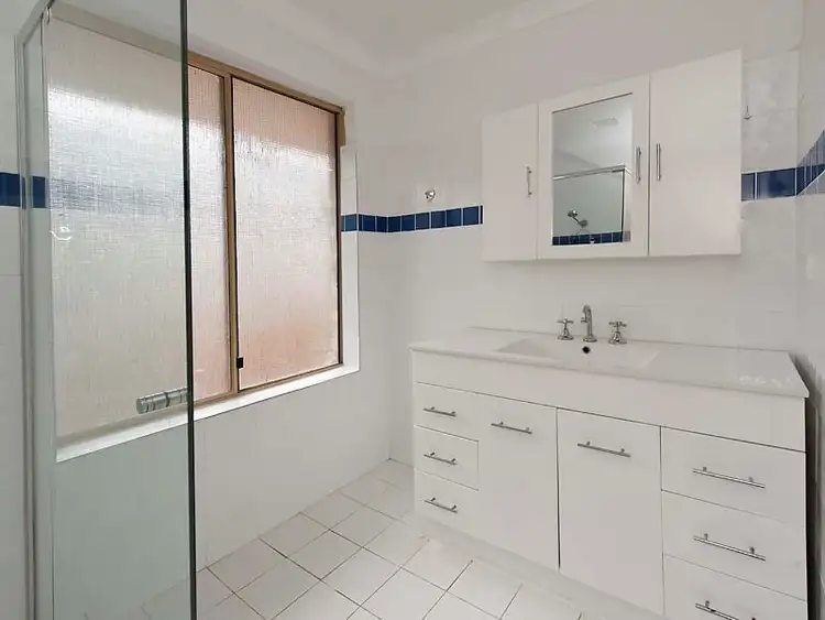 Seventh view of Homely house listing, 4 Caracas Close, Safety Bay WA 6169