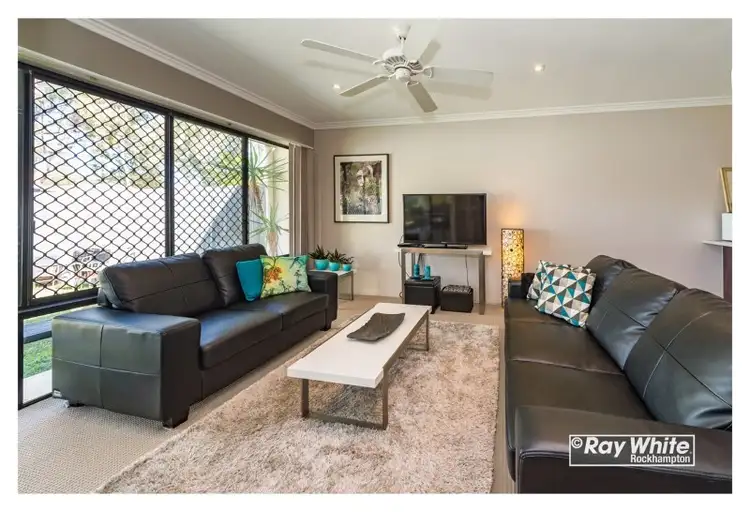 1/15 Parkside Place, Norman Gardens QLD 4701