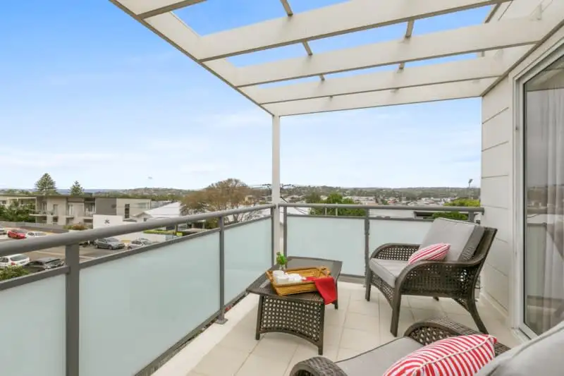 Main view of Homely unit listing, 16/22-24 Shackel Avenue, Brookvale NSW 2100