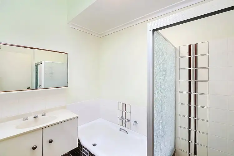 Seventh view of Homely villa listing, 8/31 Fiona Street, Point Clare NSW 2250