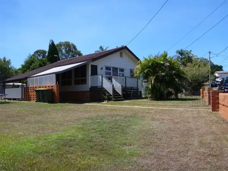 Second view of Homely house listing, 7 JESSARD Street, Wynnum QLD 4178