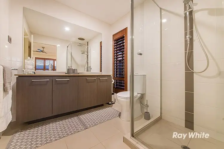 Seventh view of Homely house listing, 25 Valencia Circuit, Cranbourne VIC 3977