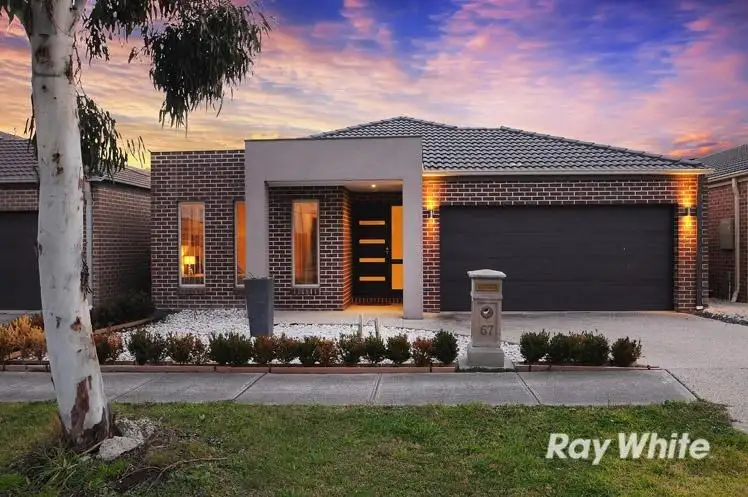 67 Bluemist Circuit, Lyndhurst VIC 3975