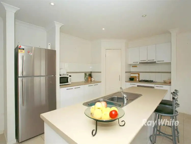 Third view of Homely house listing, 5 Greenview Court, Cranbourne North VIC 3977