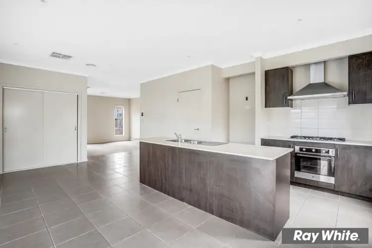 Fourth view of Homely house listing, 39 Safari Drive, Tarneit VIC 3029