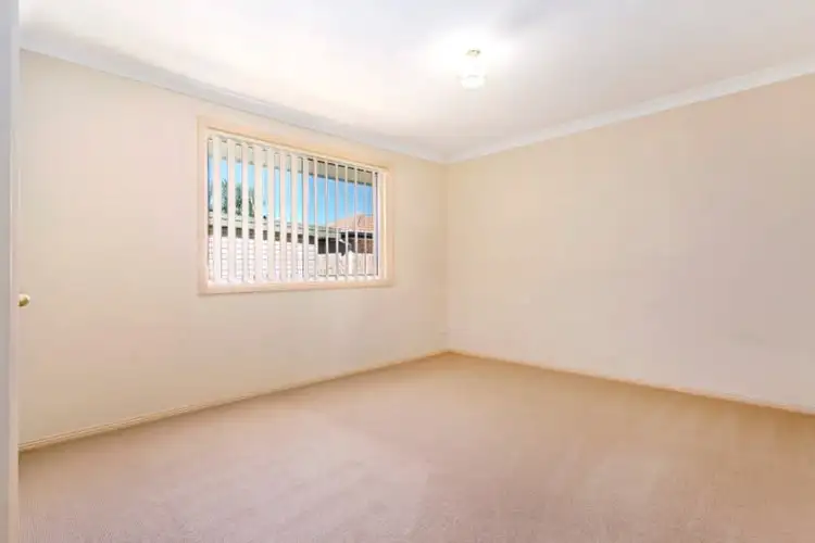 Seventh view of Homely house listing, 1/58-60 Peterborough Avenue, Lake Illawarra NSW 2528