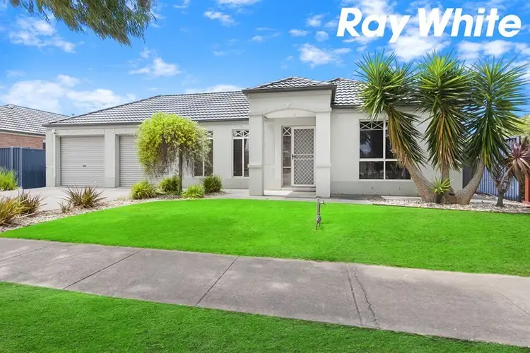 32 Mallee Circuit, Pakenham VIC 3810