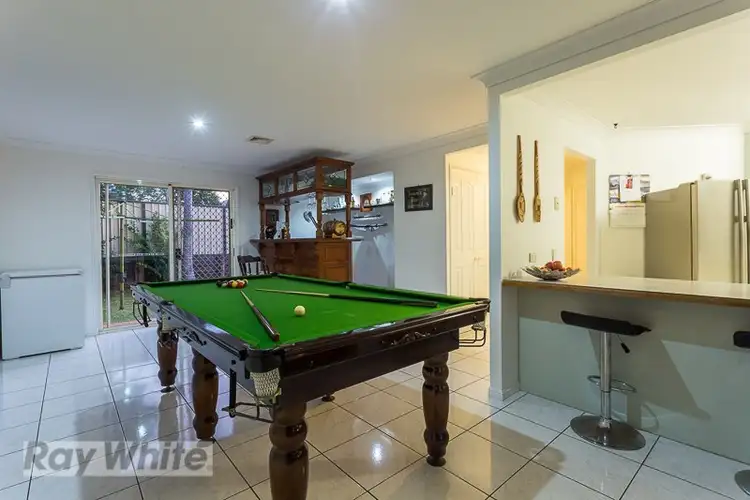 1 Blair Street, Redland Bay QLD 4165