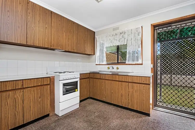 Sixth view of Homely house listing, 4/5 Carpenter Street, Kangaroo Flat VIC 3555