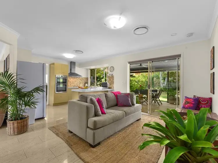 Second view of Homely house listing, 142 Cadogan Street, Carindale QLD 4152