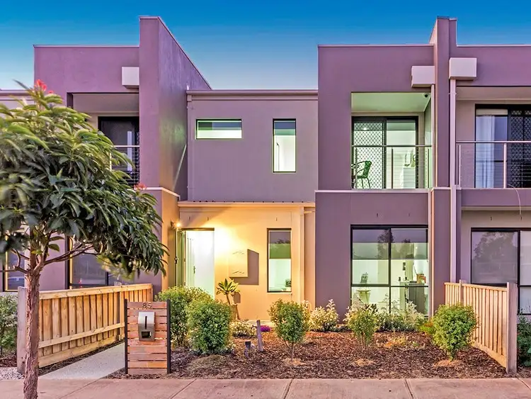 85 Swamphen Drive, Williams Landing VIC 3027