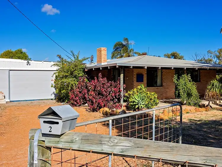 Second view of Homely house listing, 2 Pargi Close, Waggrakine WA 6530