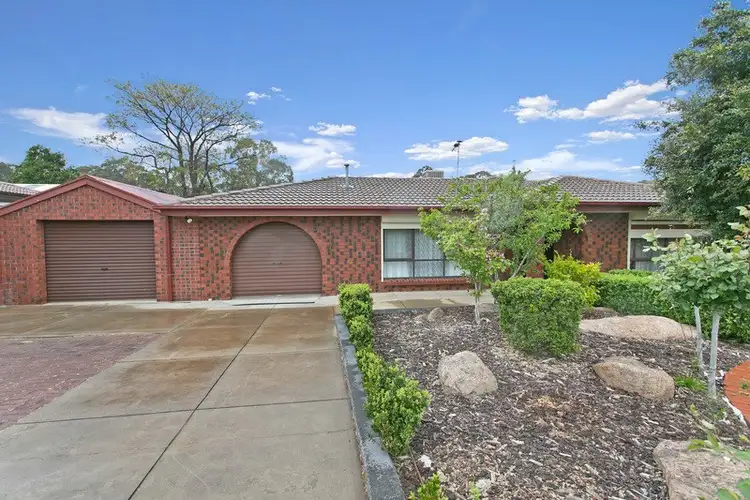 9 Moore Crescent, St Agnes SA 5097