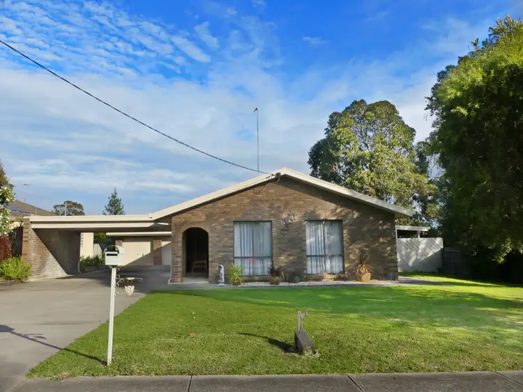 Second view of Homely house listing, 3 Fernlea Street, Traralgon VIC 3844