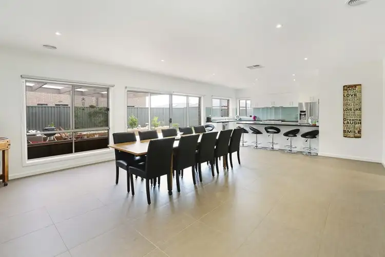 5 Kingfisher Court, Lara VIC 3212