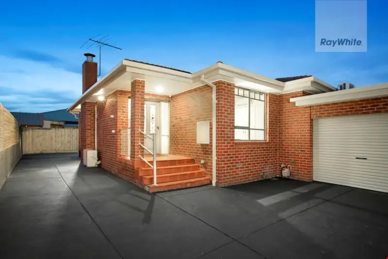 Main view of Homely unit listing, 2/20 Bradshaw Street, Kingsbury VIC 3083