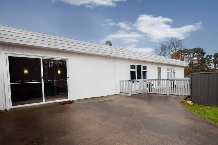Seventh view of Homely house listing, 15 Sharley Avenue, Mount Gambier SA 5290