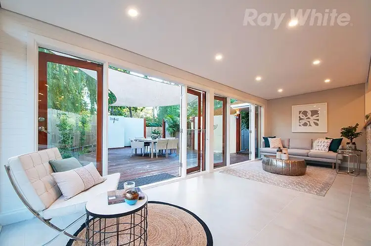 27 LEE-ANN Crescent, Croydon VIC 3136