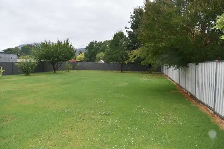4 Toner Avenue, Myrtleford VIC 3737