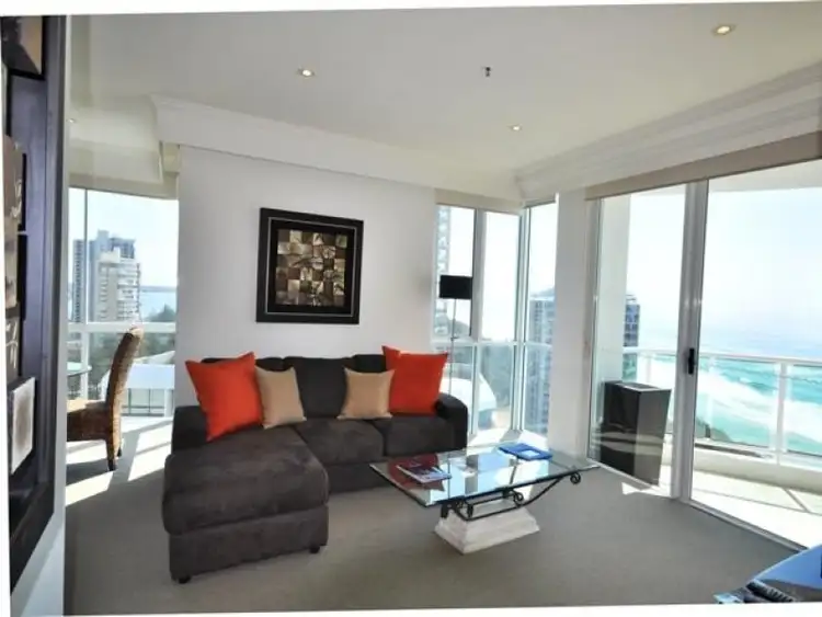 5 Woodroffe Avenue, Main Beach QLD 4217