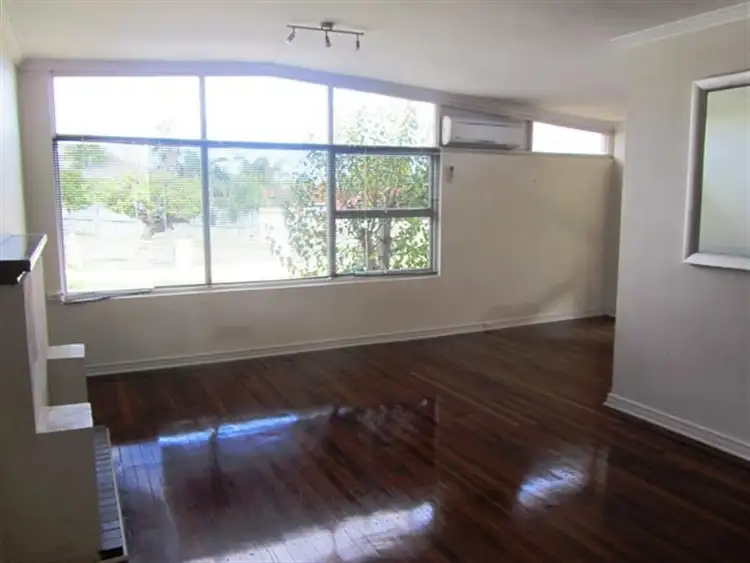 Fourth view of Homely house listing, 3 Steward Way, Orelia WA 6167