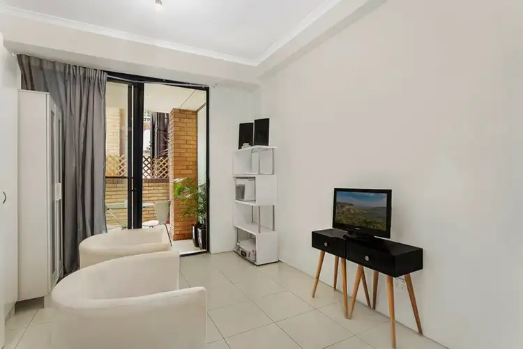 Third view of Homely studio listing, 4/67 Macleay Street, Potts Point NSW 2011