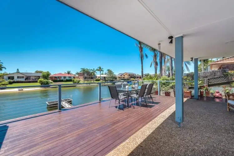 6 Compass Court, Mermaid Waters QLD 4218