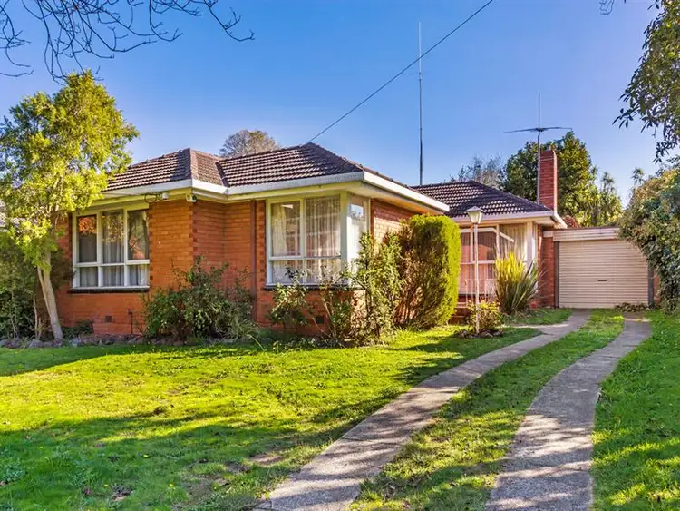 14 Gareth Drive, Burwood East VIC 3151